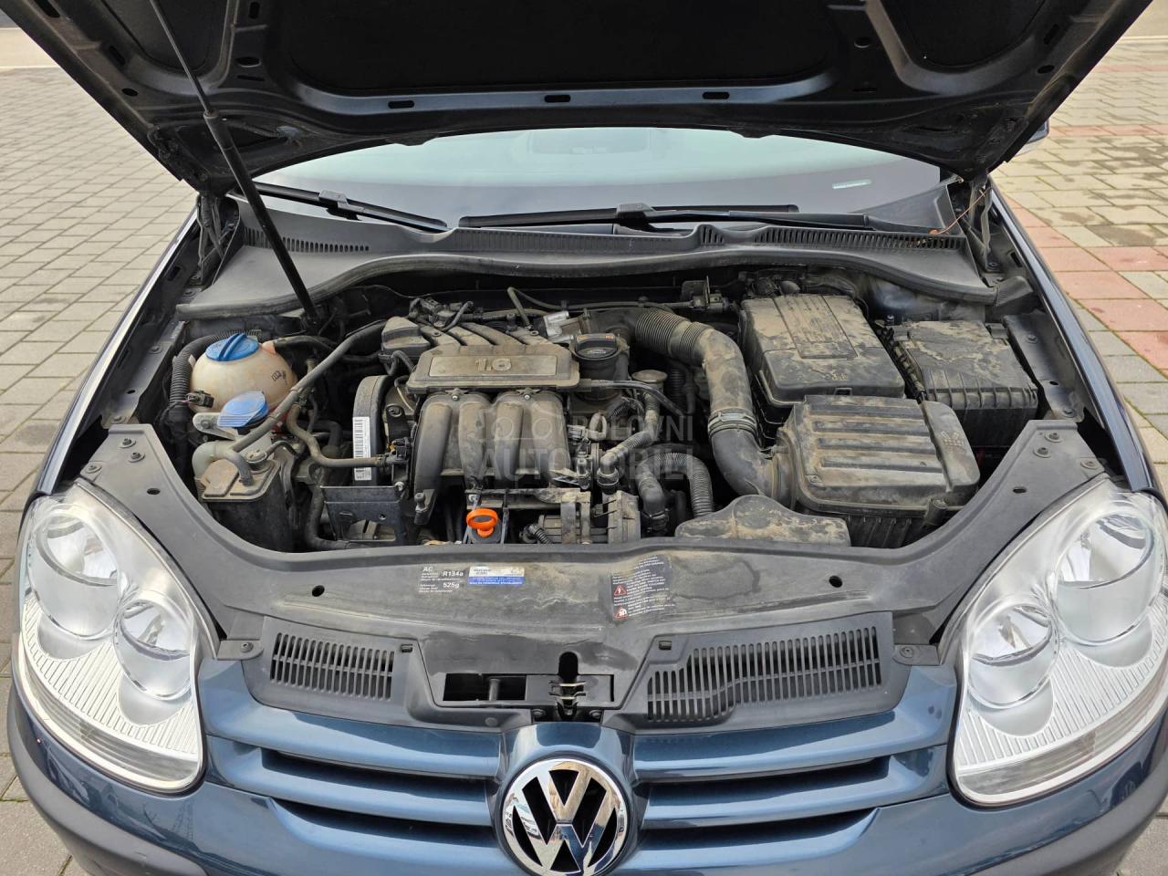 Volkswagen Golf 5 1.6 G as 77 k w 126