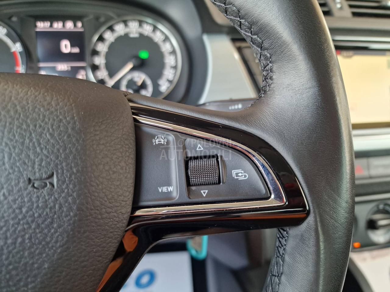 Škoda Fabia 1.0TSI DSG kamera