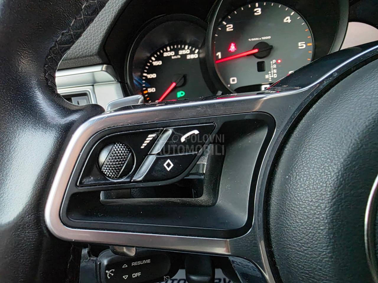 Porsche Macan S 3.0 TDI 87 h k m