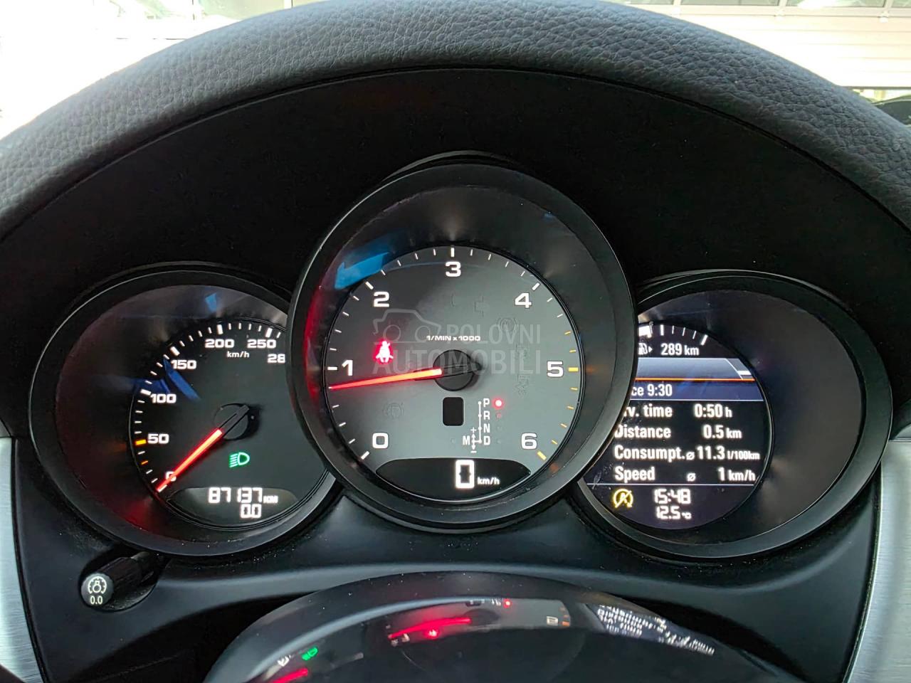 Porsche Macan S 3.0 TDI 87 h k m