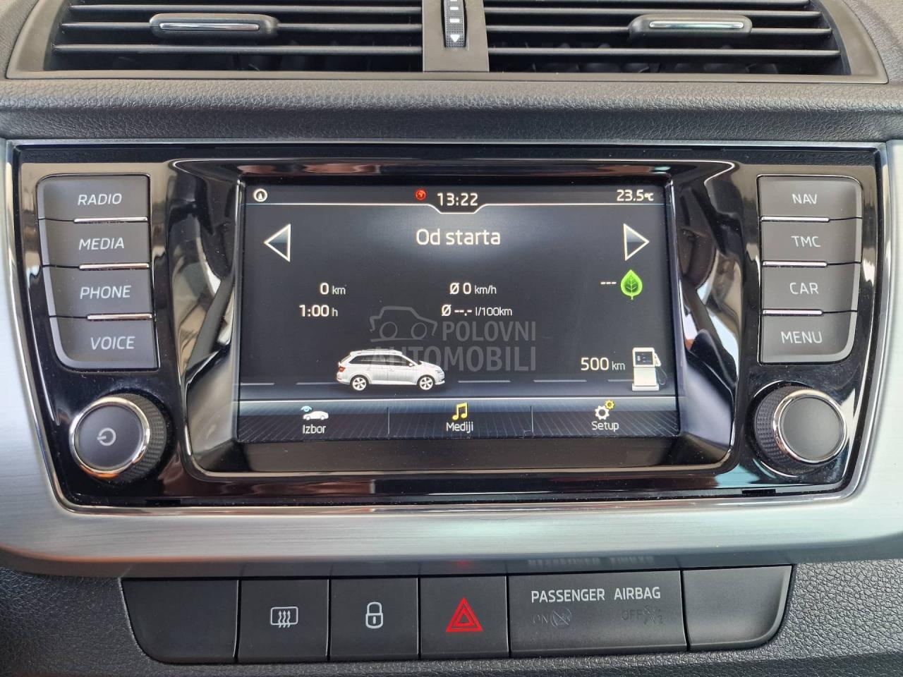 Škoda Fabia 1.0TSI DSG kamera