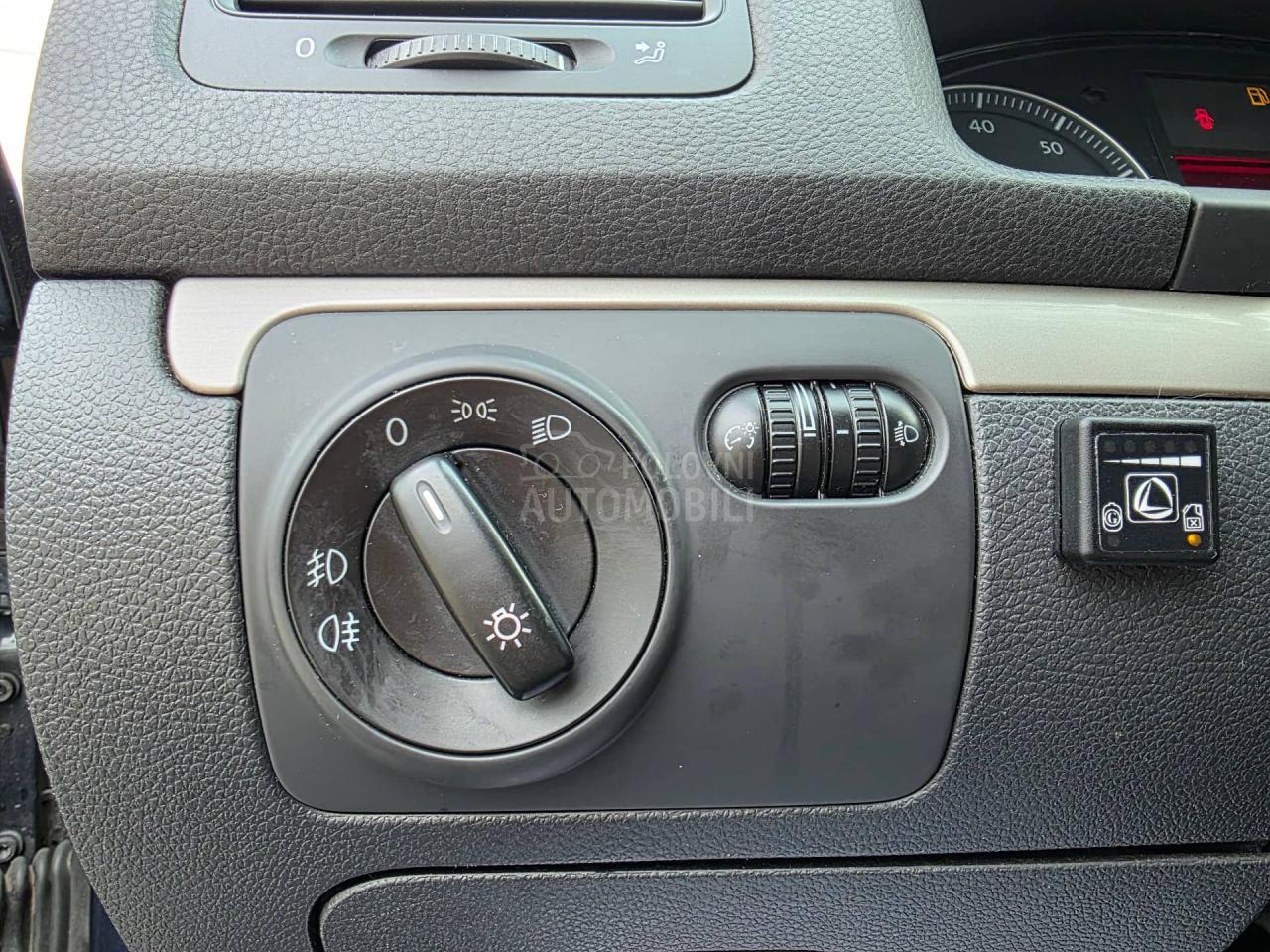 Volkswagen Golf 5 1.6 G as 77 k w 126