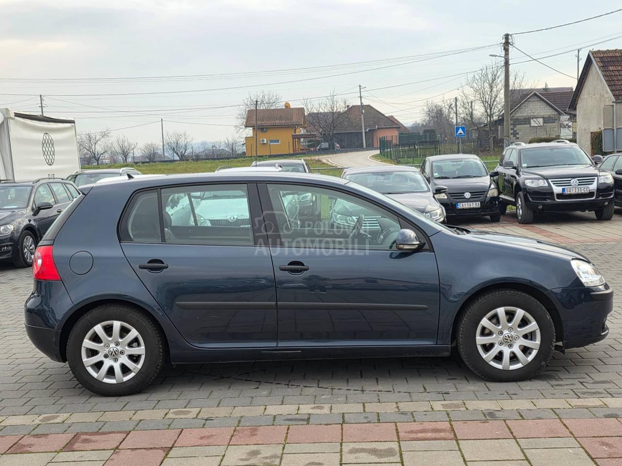 Volkswagen Golf 5 1.6 G as 77 k w 126