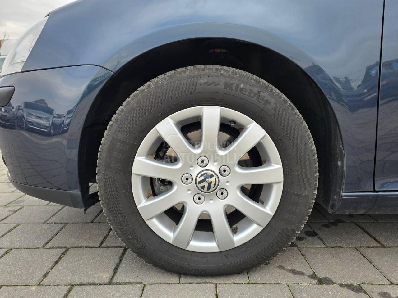 Volkswagen Golf 5 1.6 G as 77 k w 126