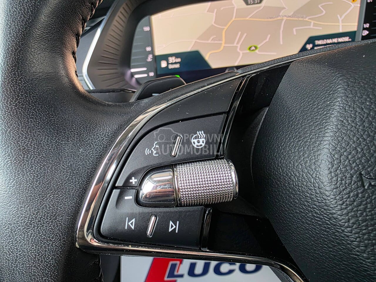 Škoda Octavia 1.5 TSI DSG r kamera