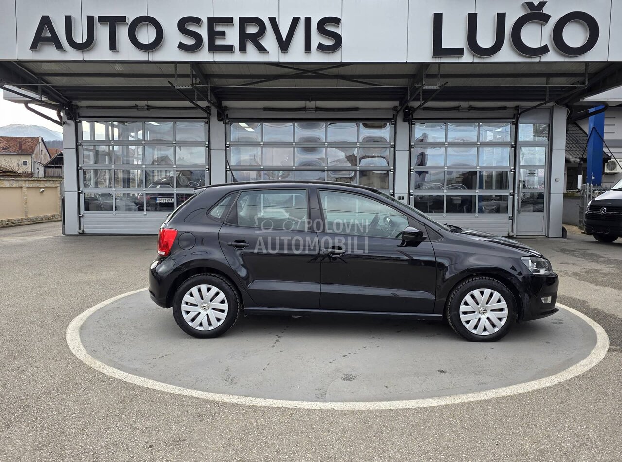 Volkswagen Polo 1.4 b G A S  a t est