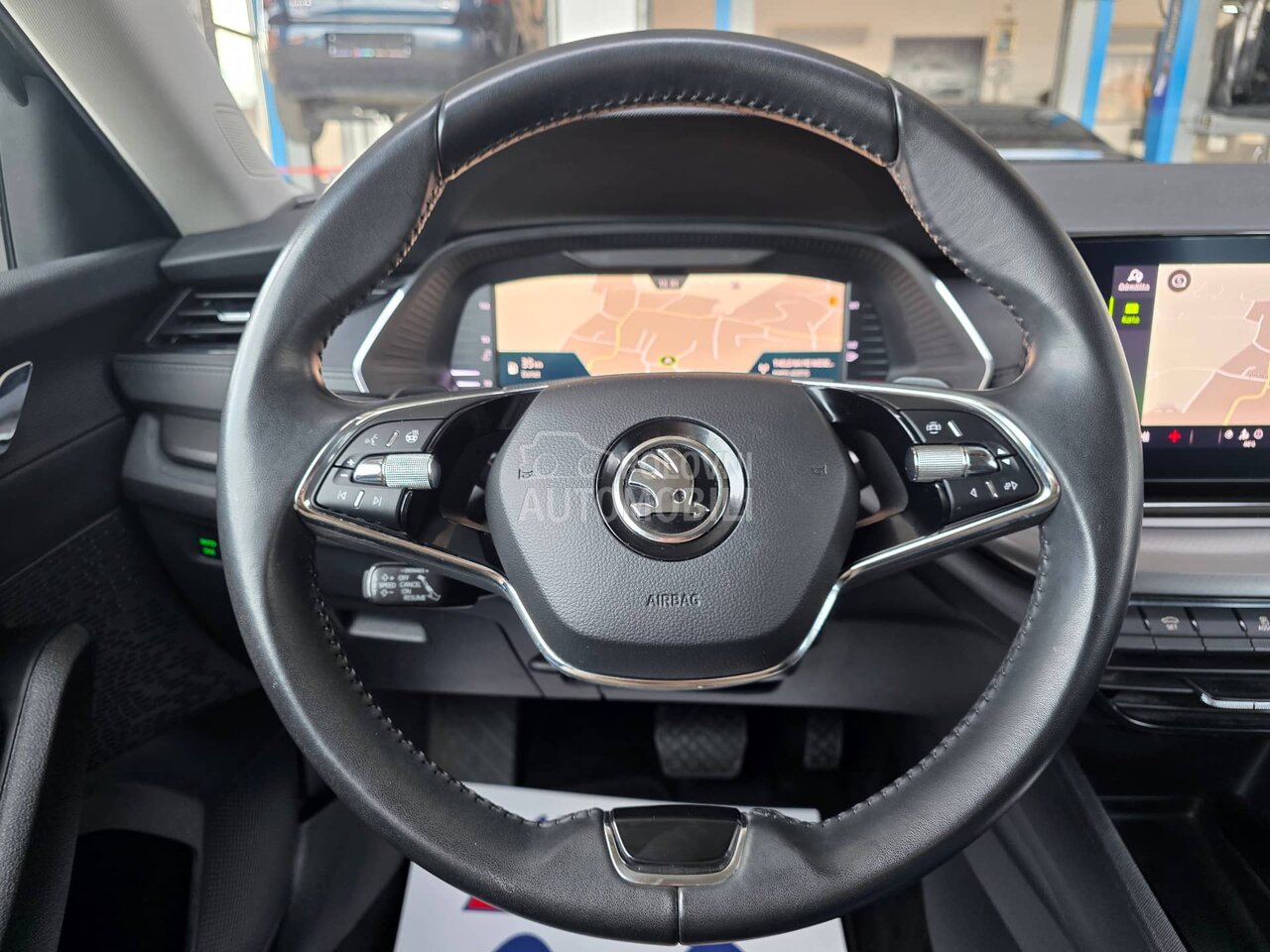 Škoda Octavia 1.5 TSI DSG r kamera