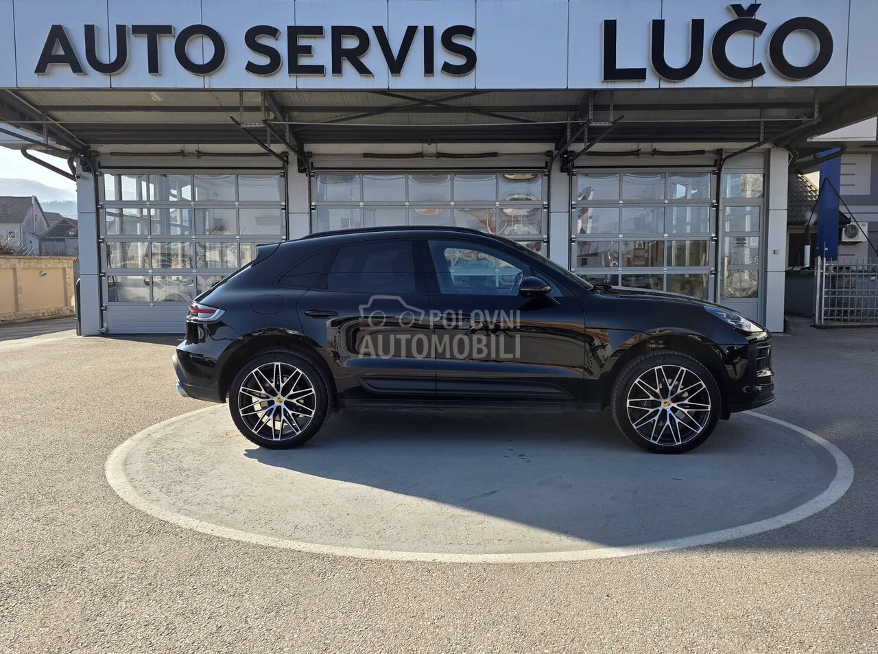 Porsche Macan 2.0 b f u l l
