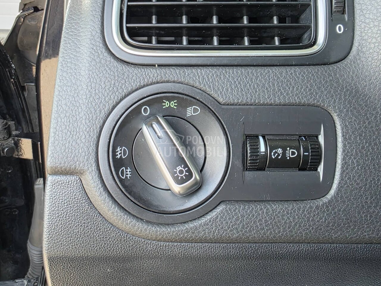 Volkswagen Polo 1.4 b G A S  a t est