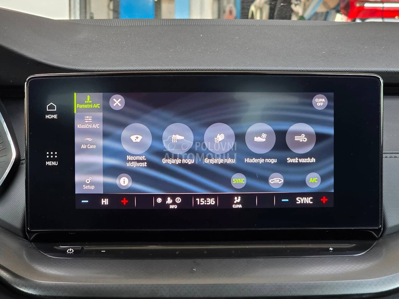 Škoda Octavia 1.5 TSI DSG r kamera