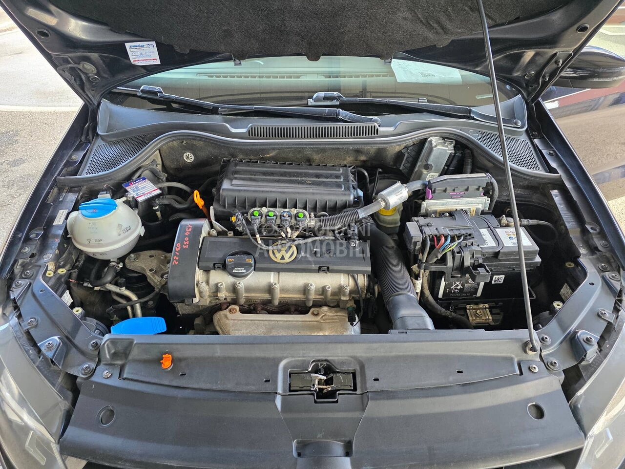 Volkswagen Polo 1.4 b G A S  a t est