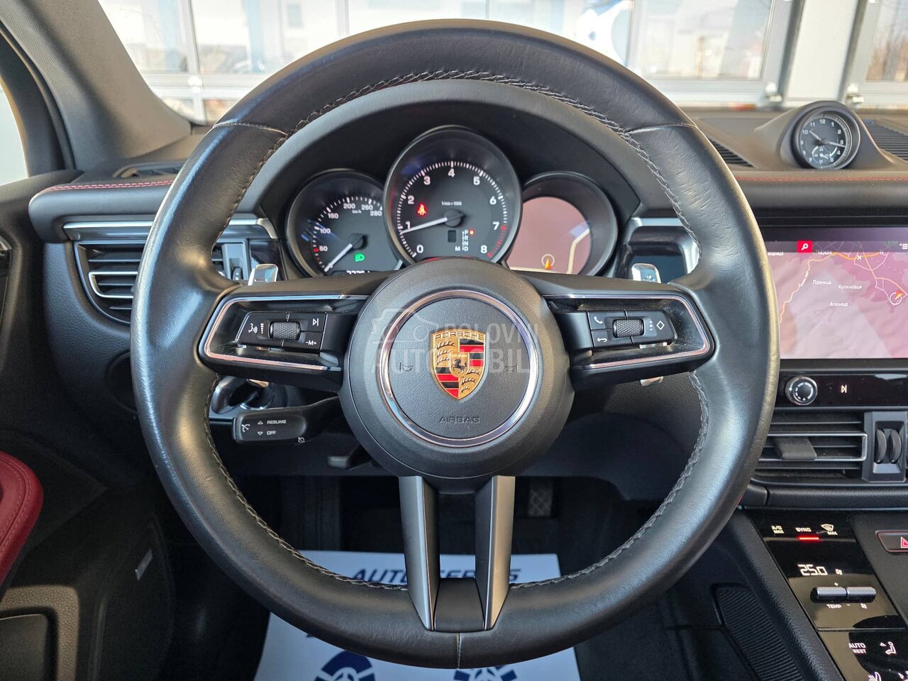 Porsche Macan 2.0 b f u l l