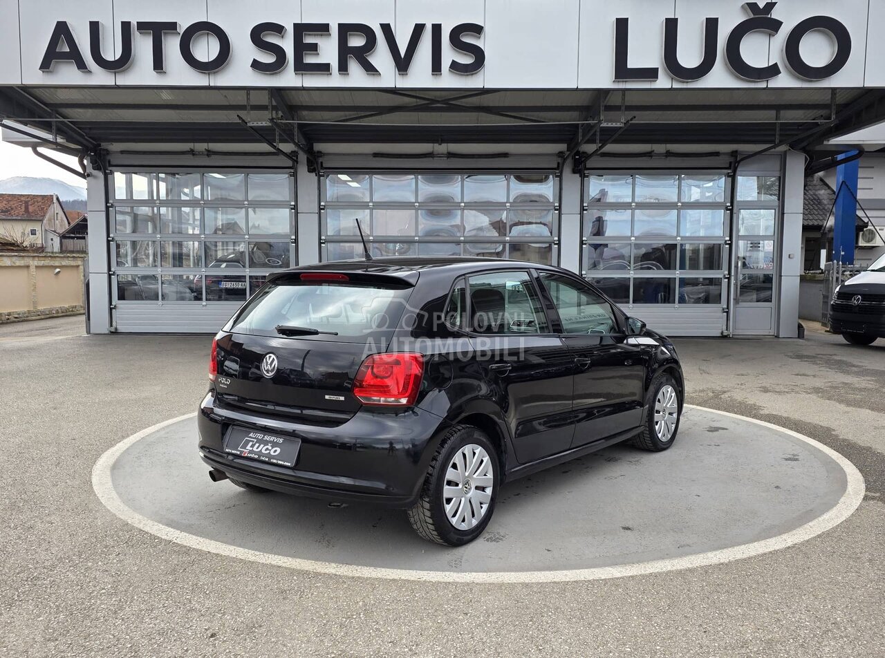 Volkswagen Polo 1.4 b G A S  a t est