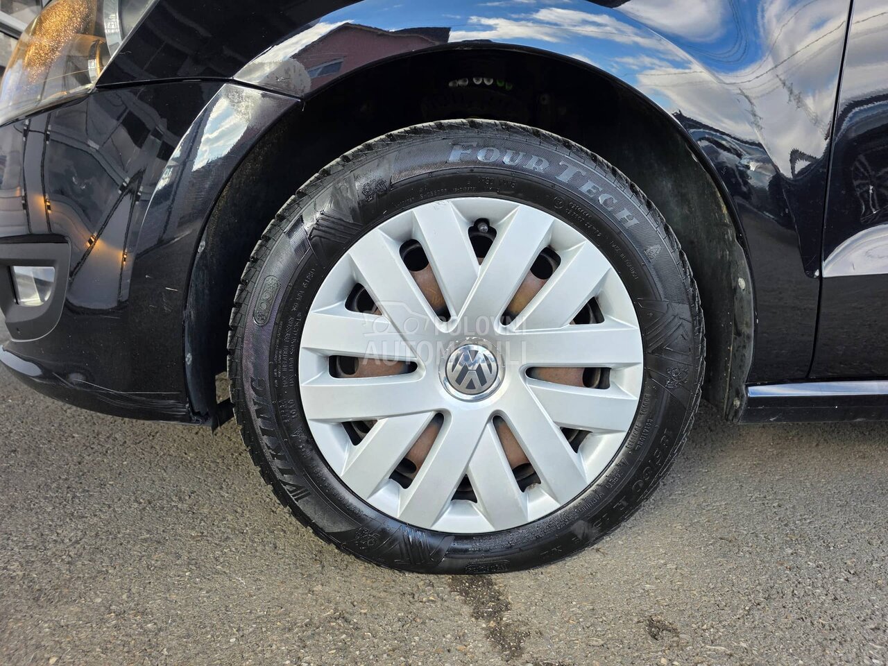 Volkswagen Polo 1.4 b G A S  a t est