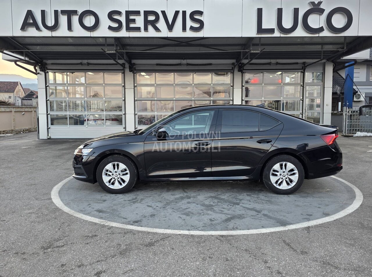 Škoda Octavia 1.5 TSI DSG r kamera