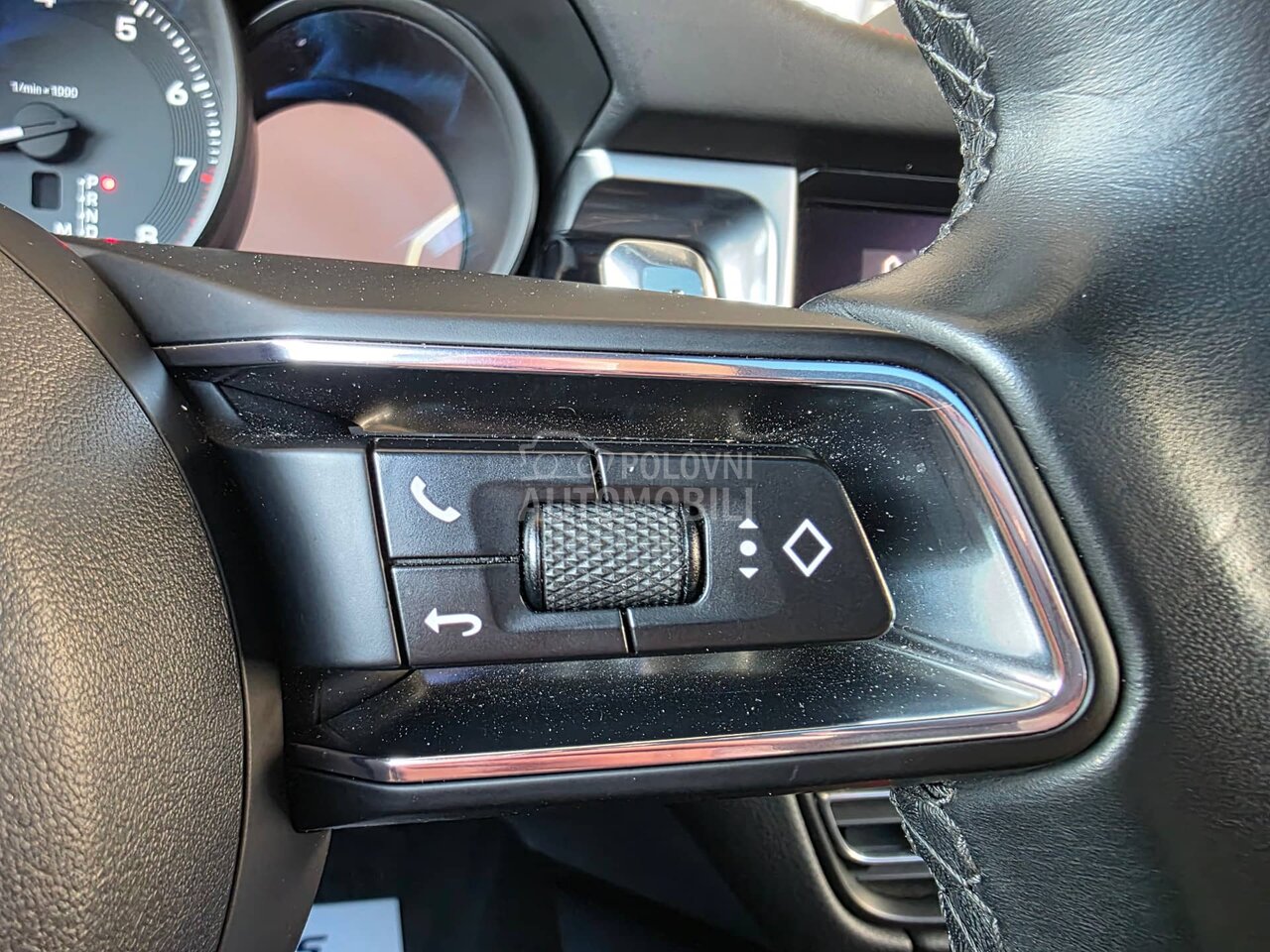 Porsche Macan 2.0 b f u l l