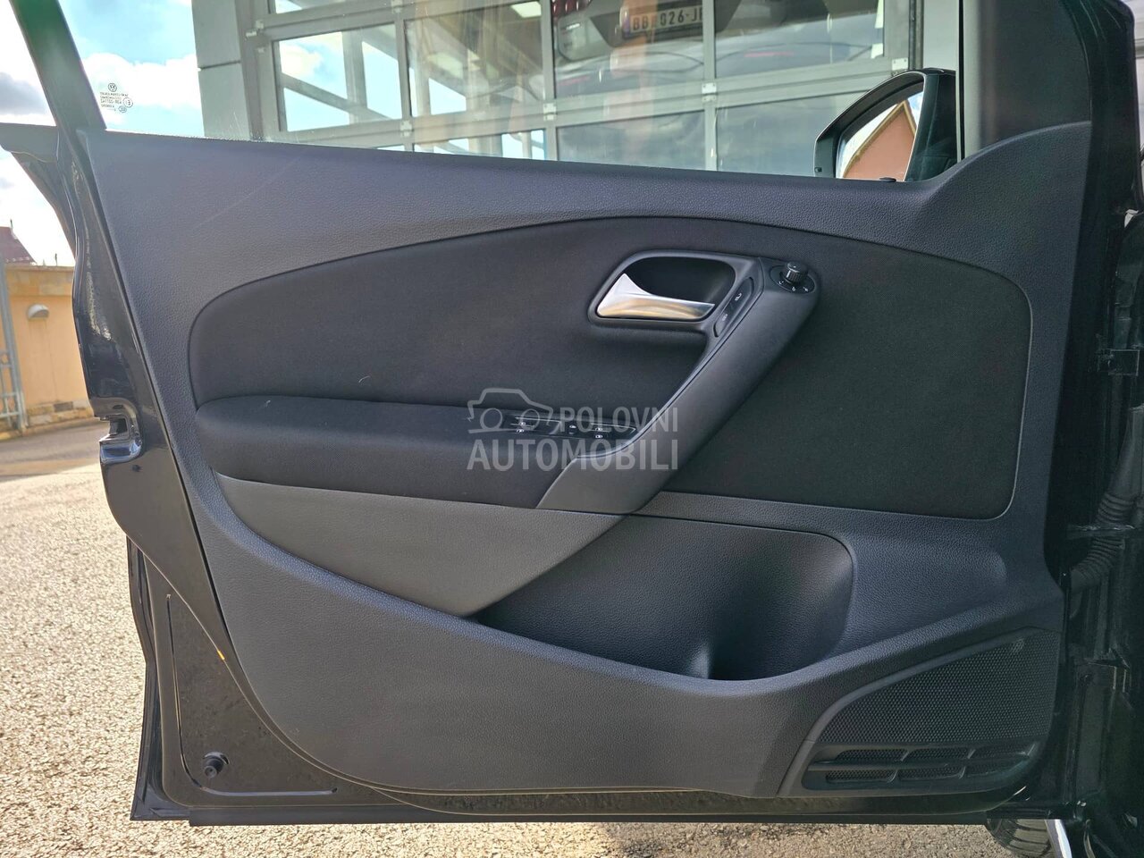 Volkswagen Polo 1.4 b G A S  a t est