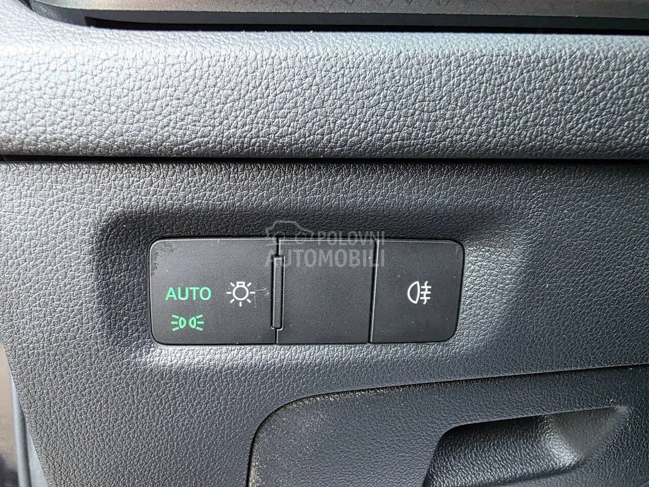 Škoda Octavia 1.5 TSI DSG r kamera