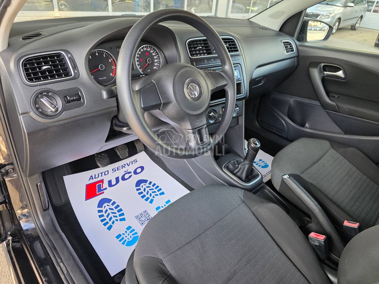 Volkswagen Polo 1.4 b G A S  a t est